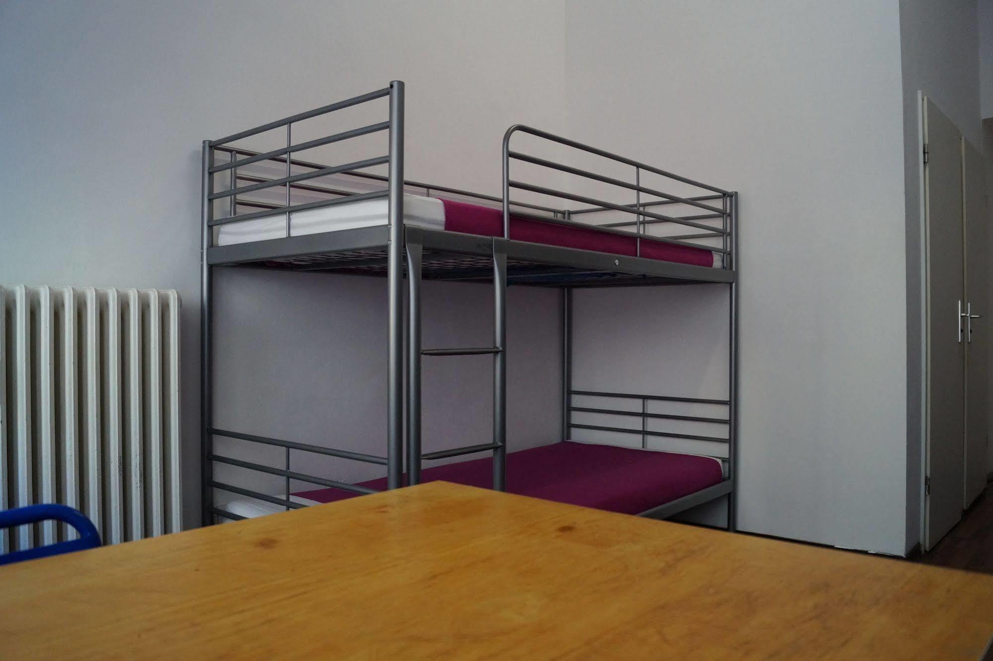 Hostel Anlema Берлин Екстериор снимка