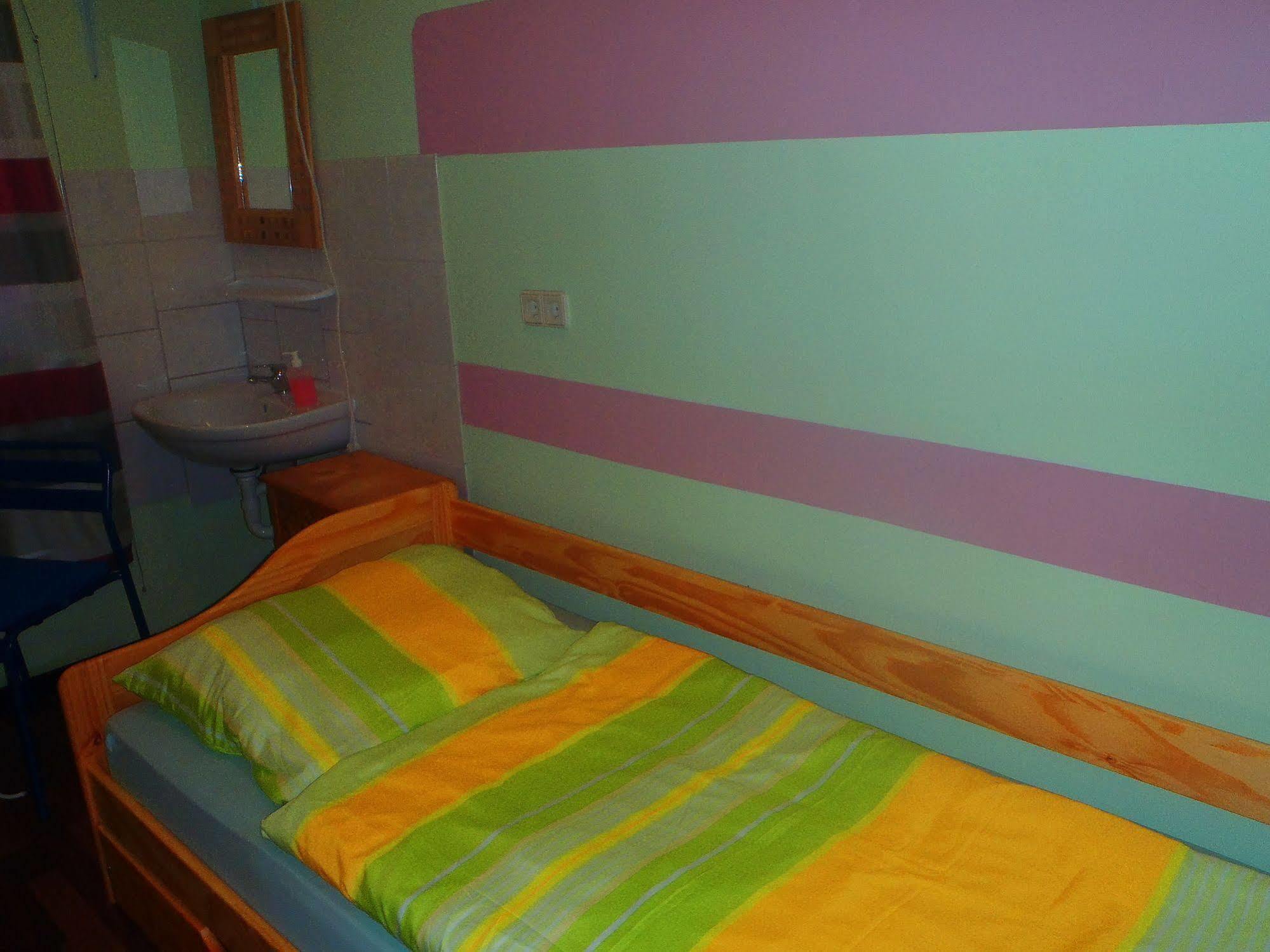 Hostel Anlema Берлин Екстериор снимка