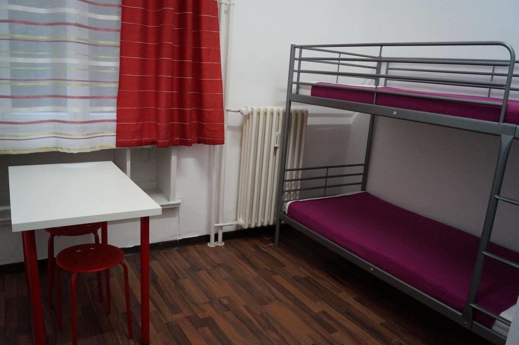 Hostel Anlema Берлин Екстериор снимка